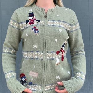 Croft and barrow green embroidered Christmas sweater zip up